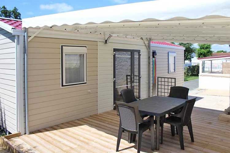 rental Mobile home for the disabled people 3 star campsite quiet clean family La Palmyre Royan Charente Maritime France