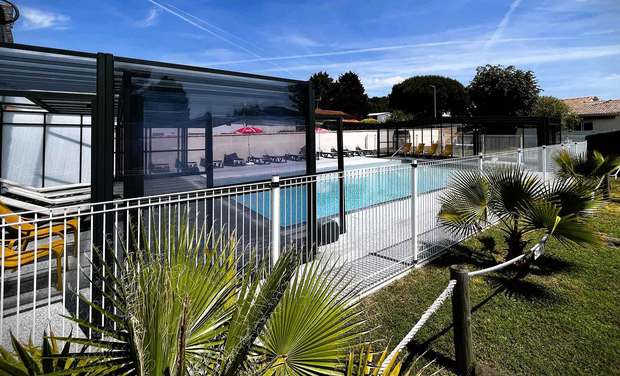 Heated and covered swimming pool | Camping*** La Chênaie mobile home rental La Palmyre Charente Maritime France